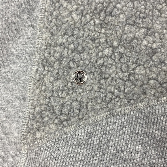 Lululemon Stand Out Sherpa Jacket Heathered Core Light Grey / Silver Drop - Picture 6 of 7